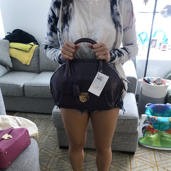 NEW Salvatore Ferragamo Anaconda Snakeskin Satchel - Picture 9 of 10